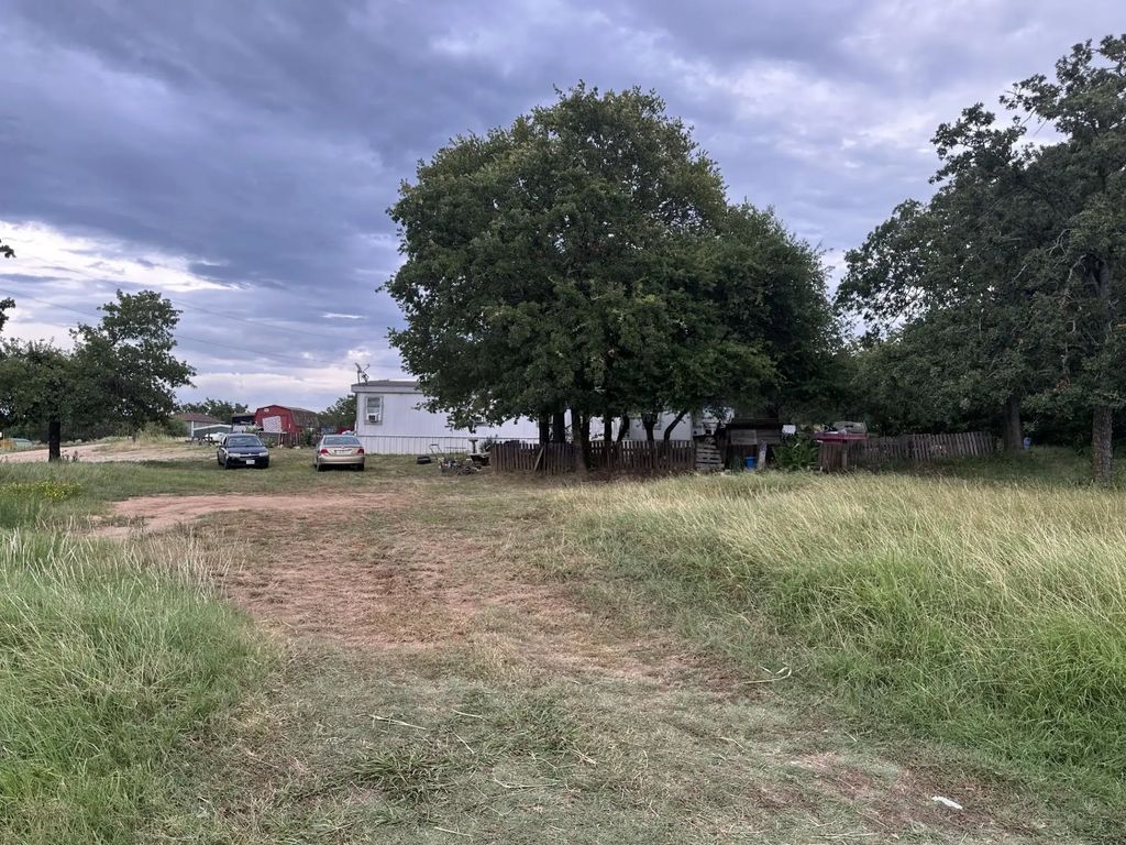 202 Salt Creek Road, Springtown