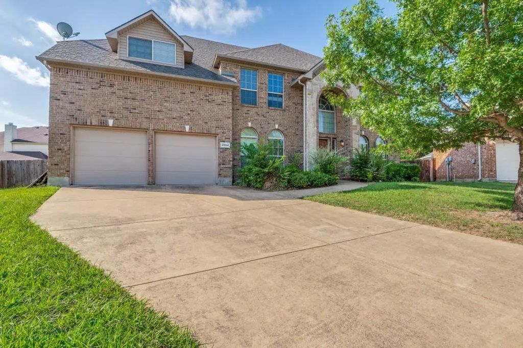 2904 Crystal Way, Grand Prairie