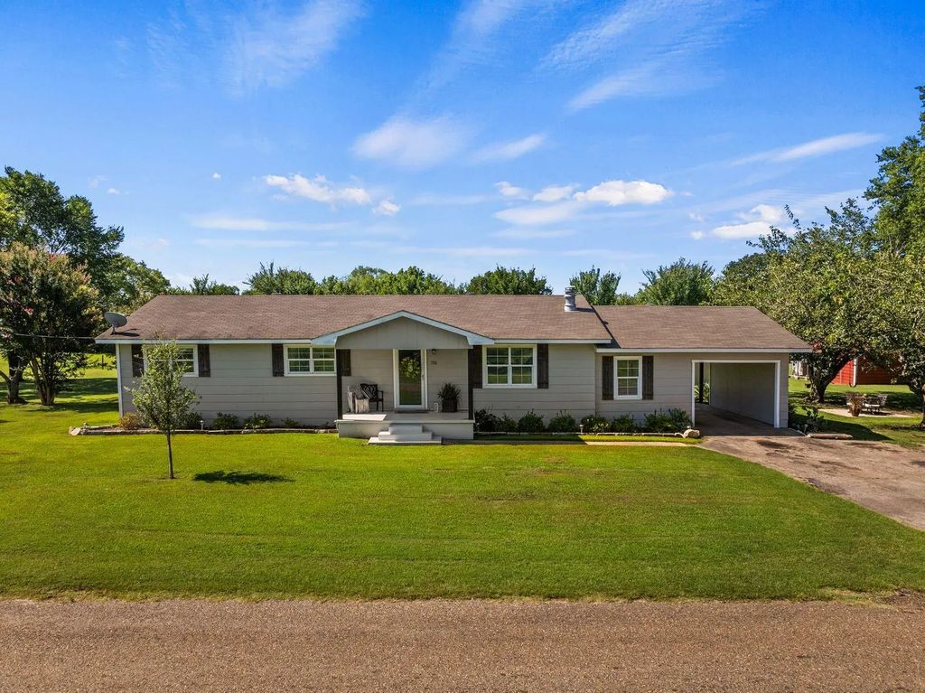 751 Nw County Road 1010, Mount Vernon