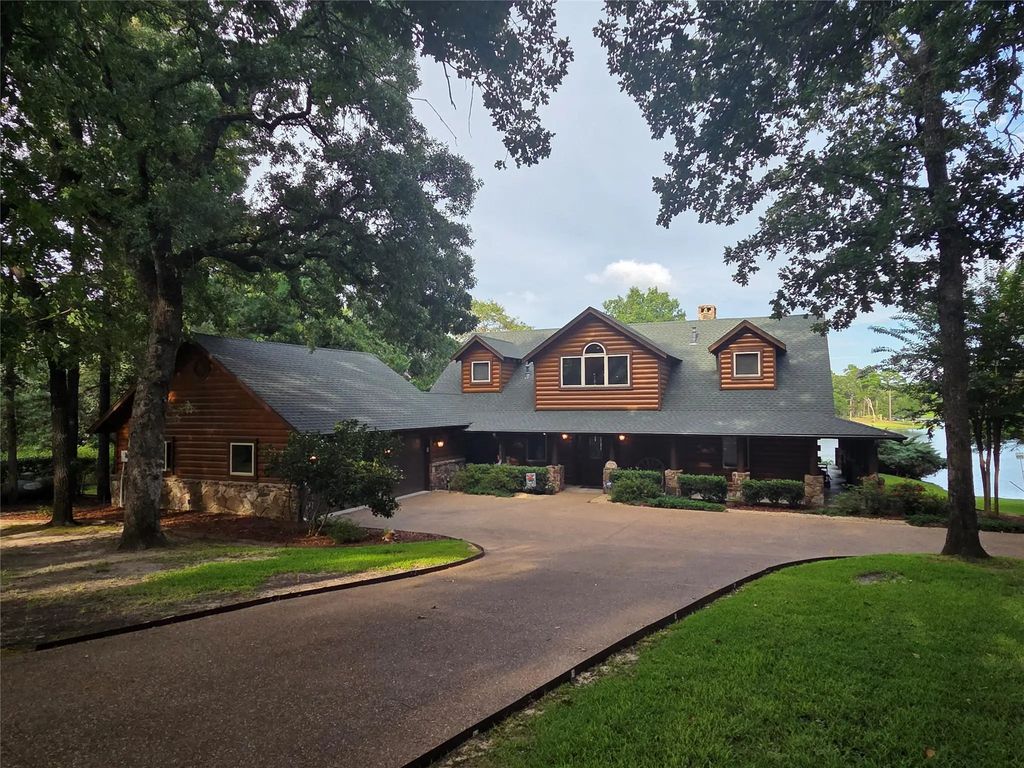 9033 Safari Shores Drive, Larue