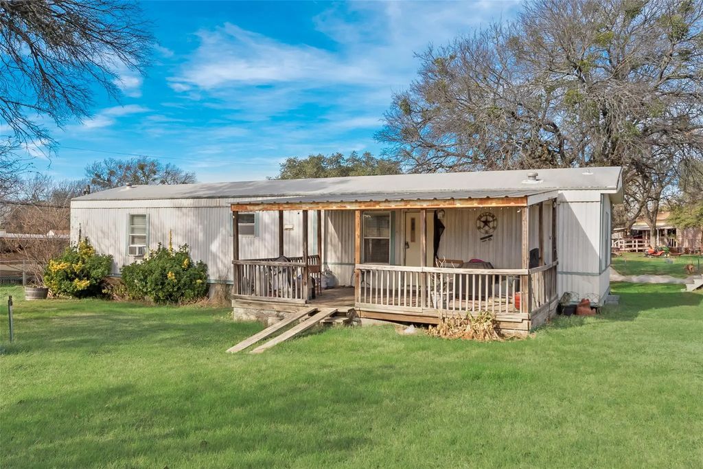 1162 Pete Court, Willow Park