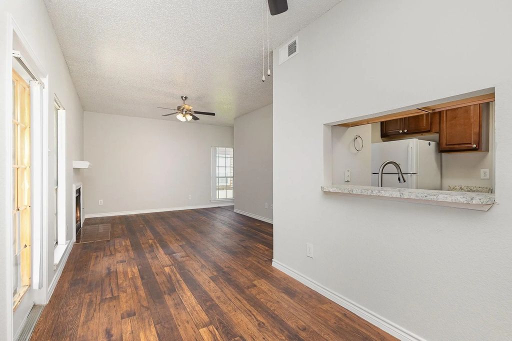 3635 W Northgate Drive 145, Irving