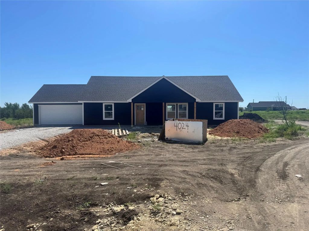 4024 Olivia Lucille Street, Azle