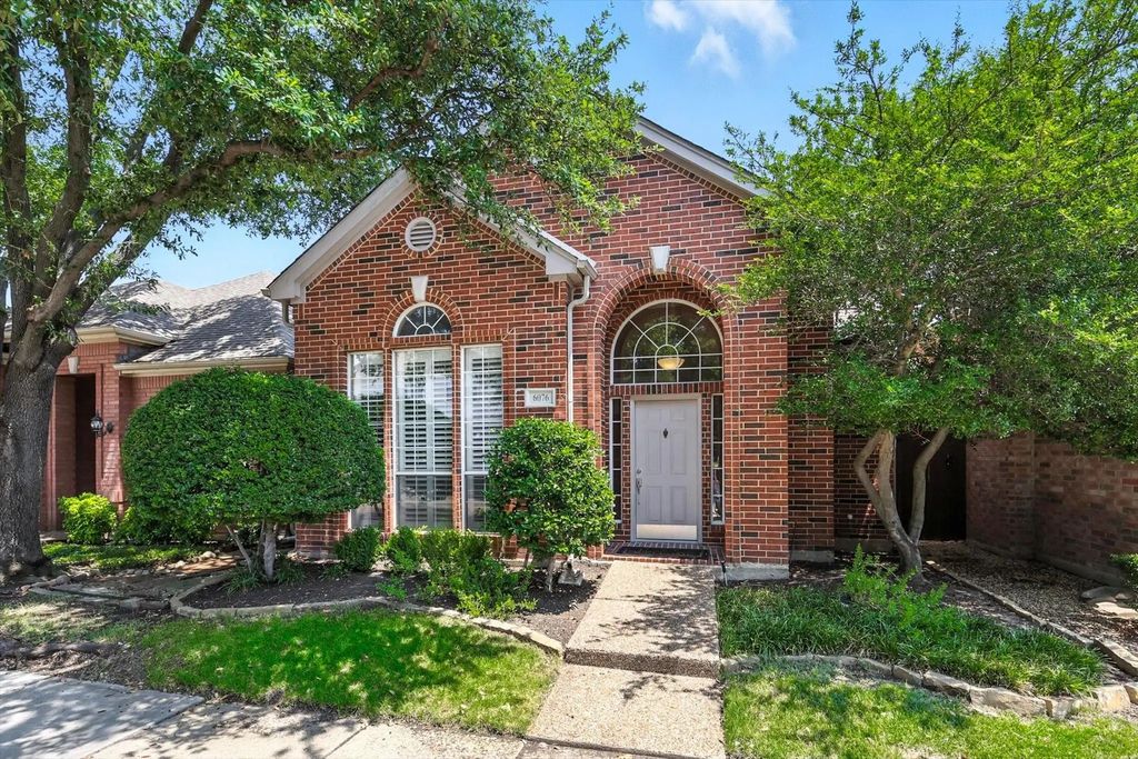 6076 Thursby Avenue, Dallas