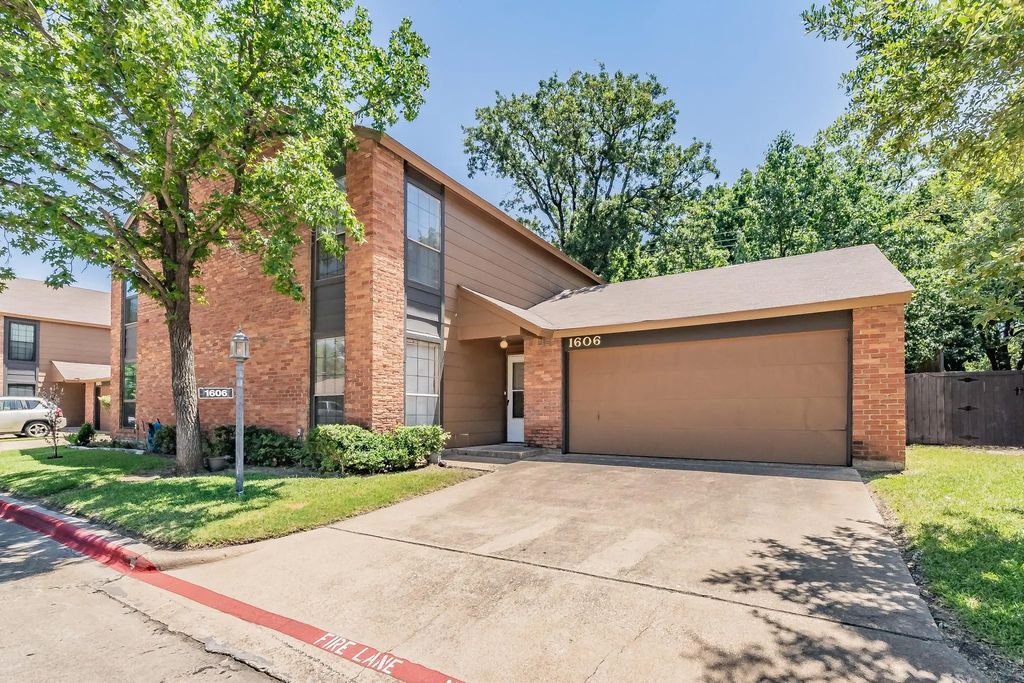 1606 Brentwood Drive, Irving