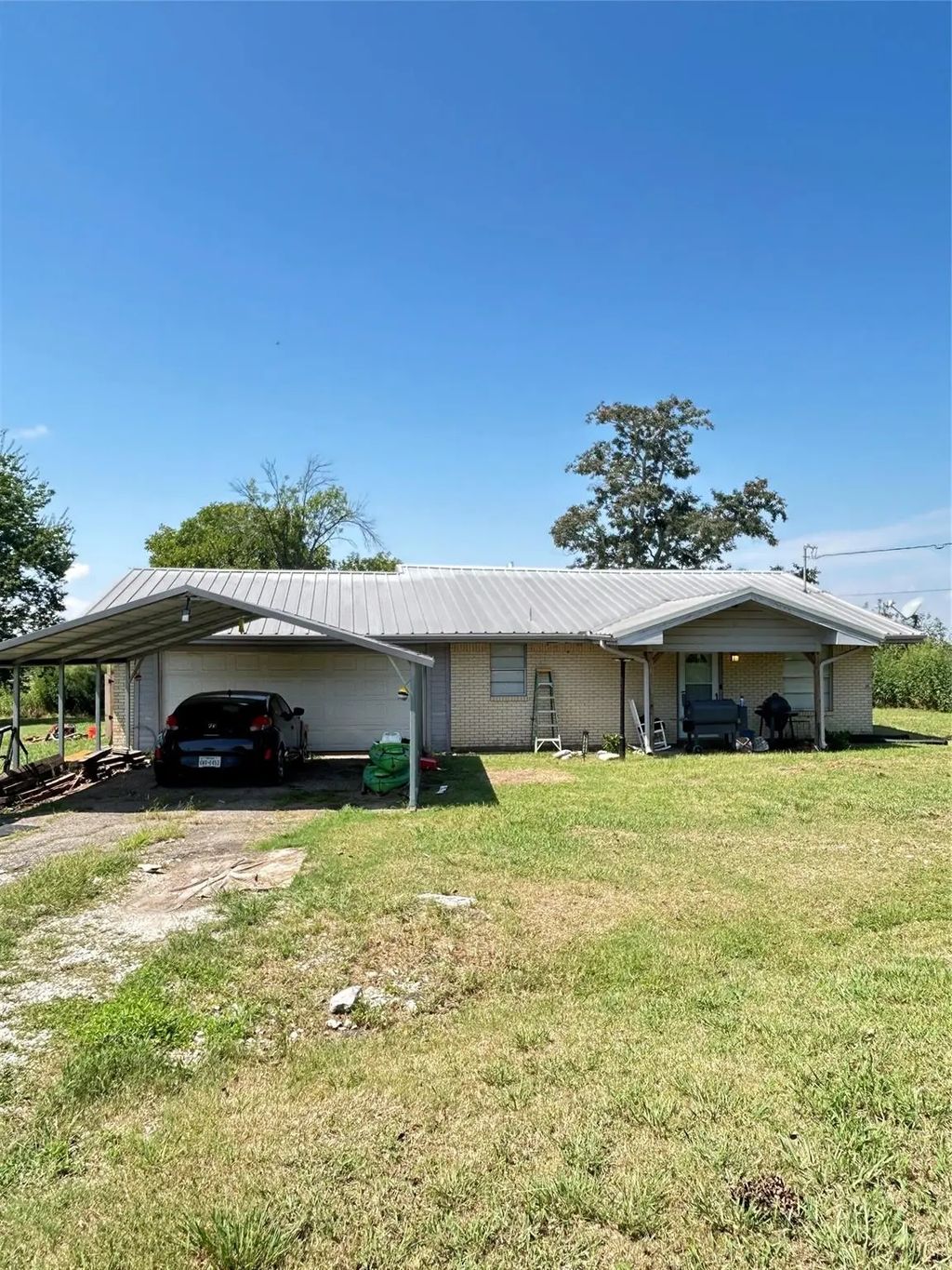 11041 S Fm 410, Deport