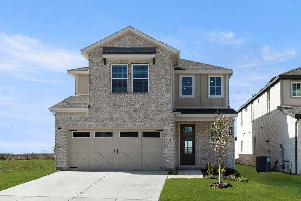 701 Valley Pines Drive, Anna