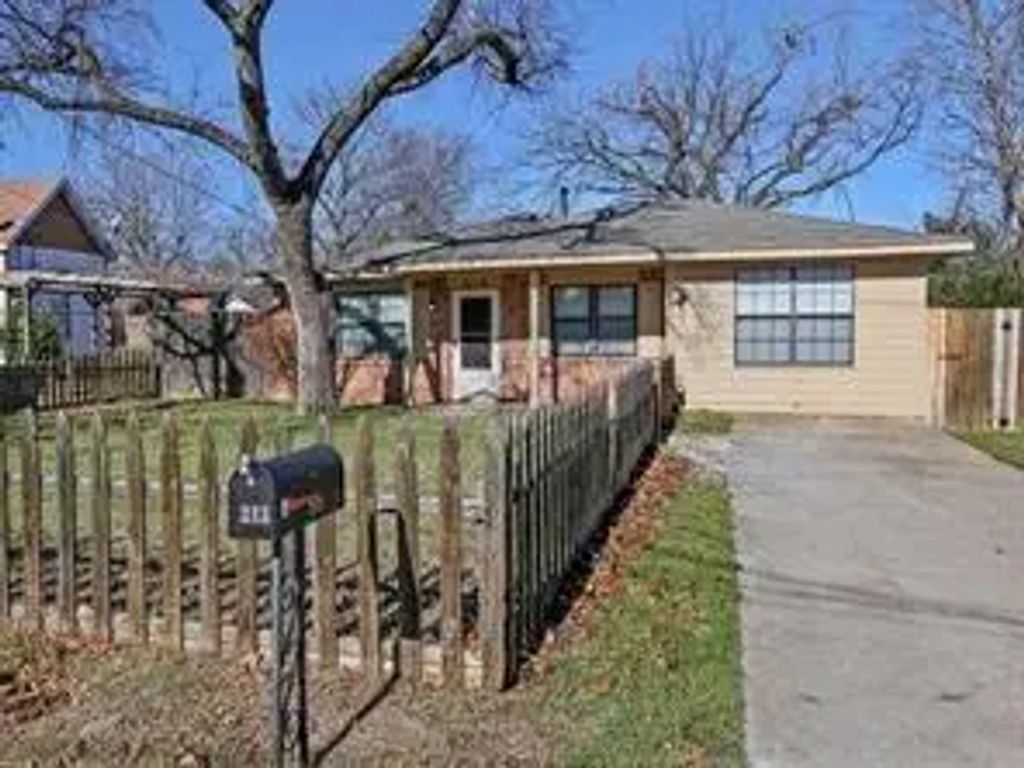 213 E 5th Street, Lancaster