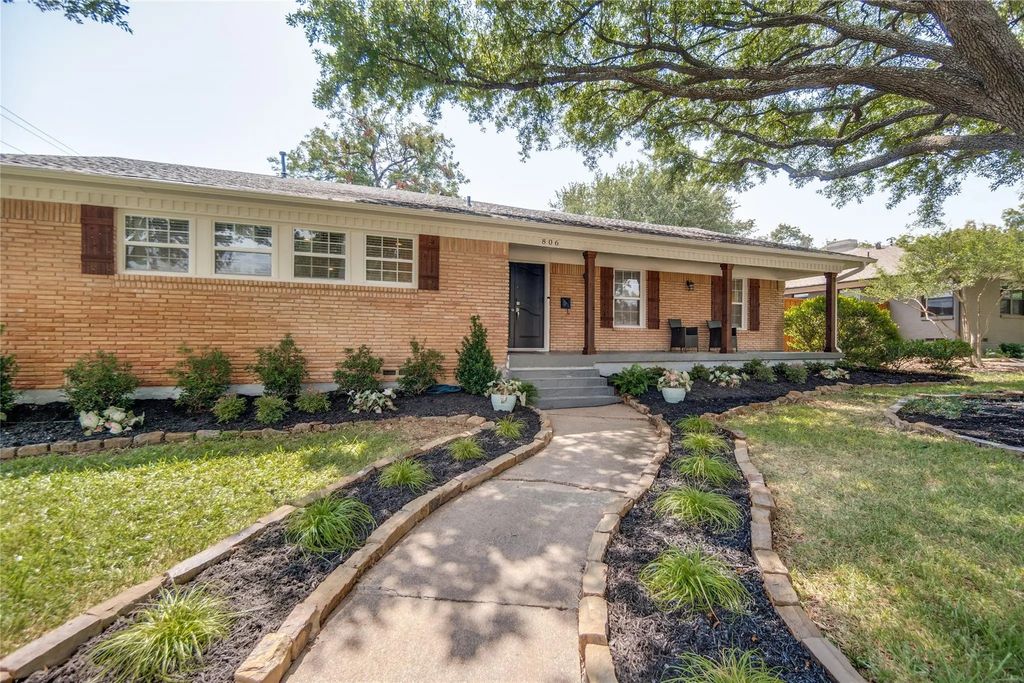 806 Knott Place, Dallas