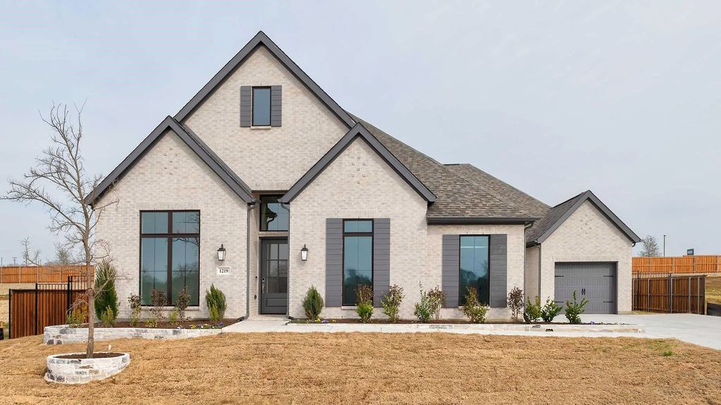 1219 Arbor Creek Drive, Lakewood Village