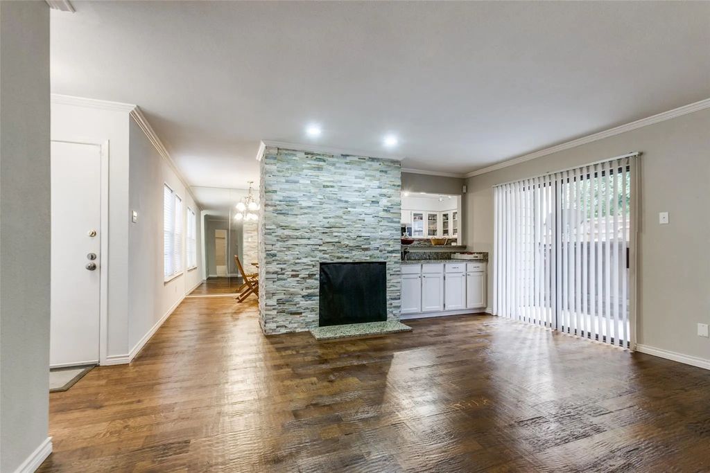 5335 Bent Tree Forest Drive 125, Dallas