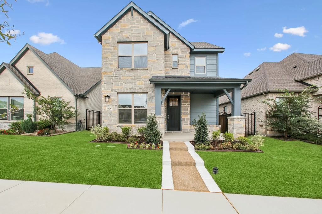 1036 Almond Blossom Circle, Crowley