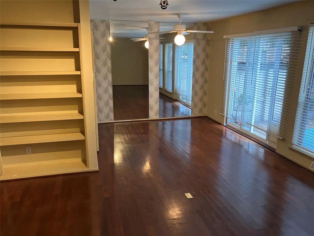 6036 Birchbrook Drive 131, Dallas