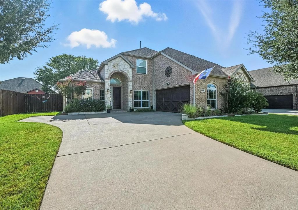 1008 Bell Oak Drive, Kennedale