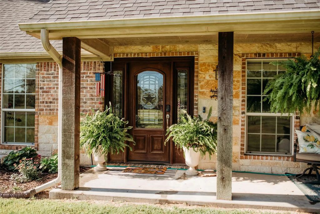295 County Road 1451, Bonham