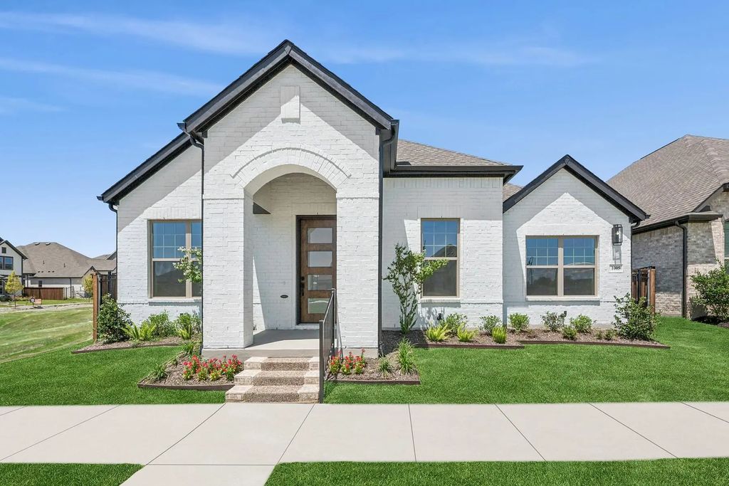 1005 Peach Blossom Avenue, Crowley
