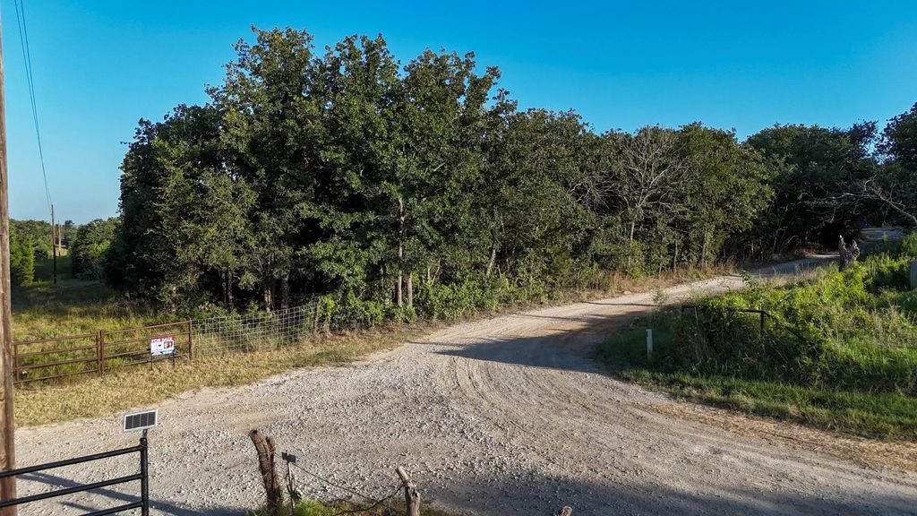 1957 Prairie Grove Road, Valley View