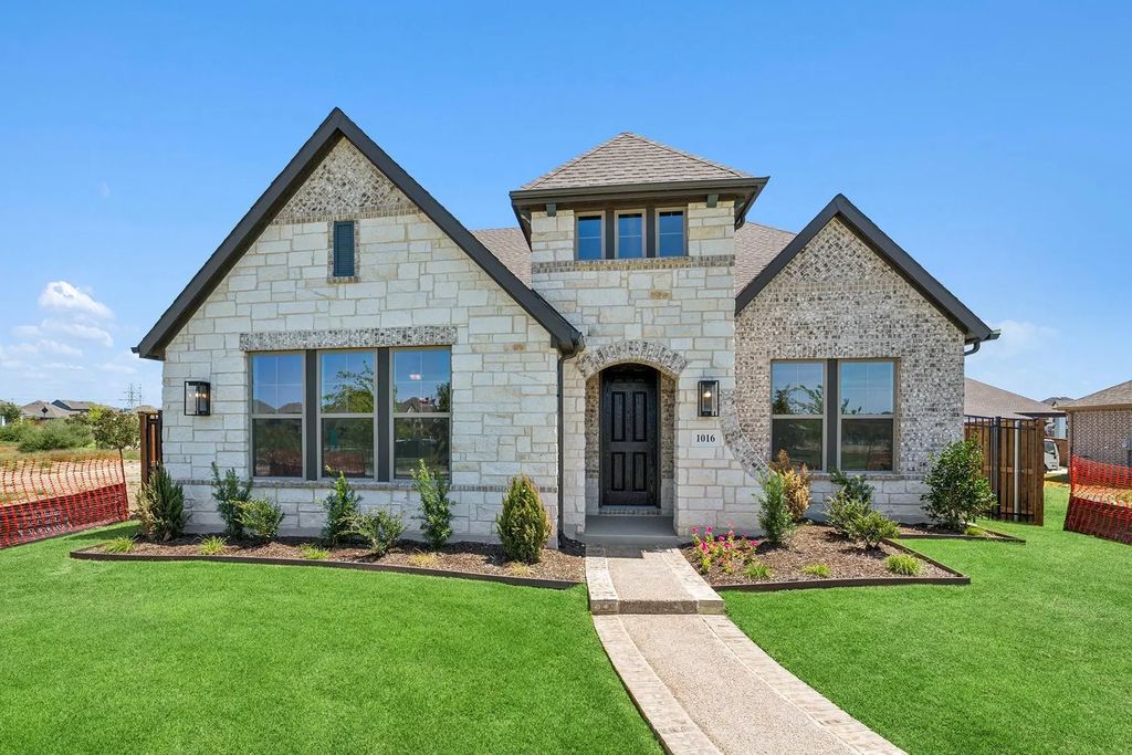 1016 Monarch Avenue, Crowley