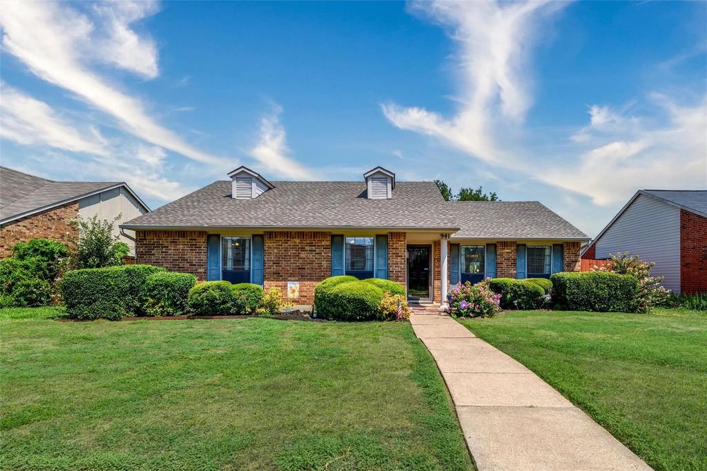 941 Cherokee Trail, Plano