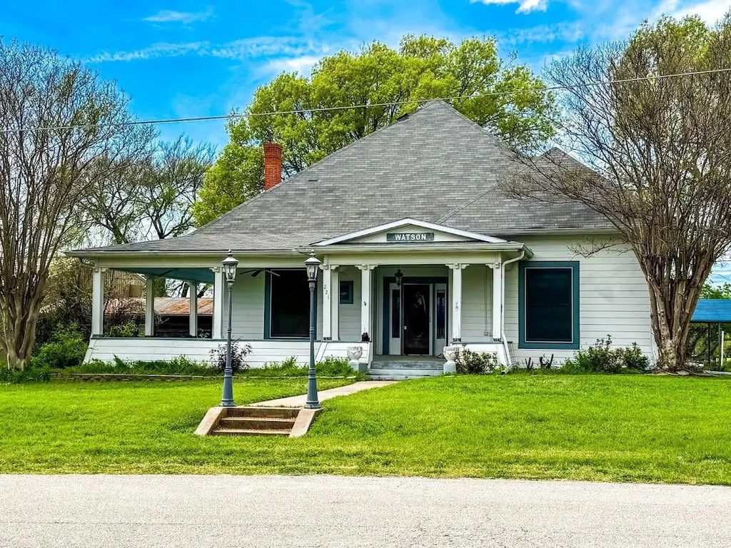 221 N Mount Street, Fairfield