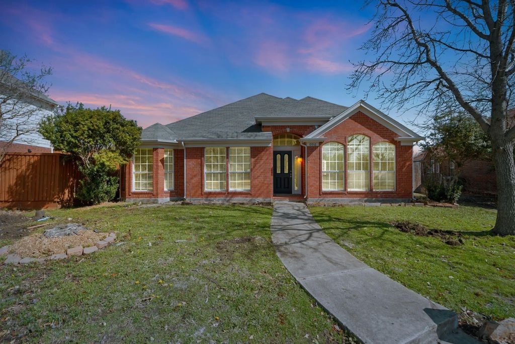 10916 Reisling Drive, Frisco