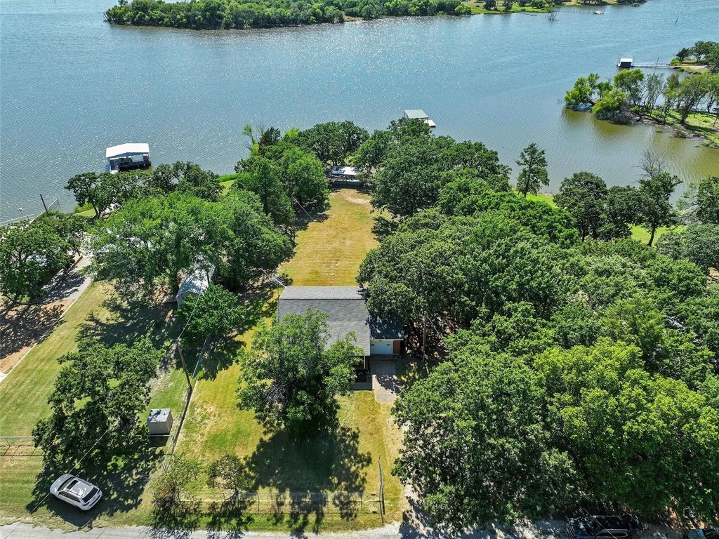 404 Selma Road, Bowie