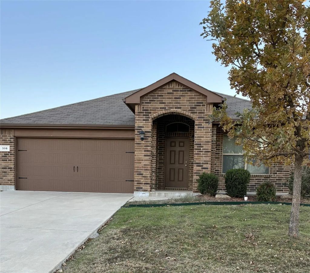 308 Triple Crown Lane, Ponder