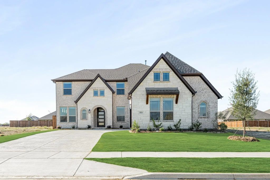 824 Blue Fescue Road, Fort Worth