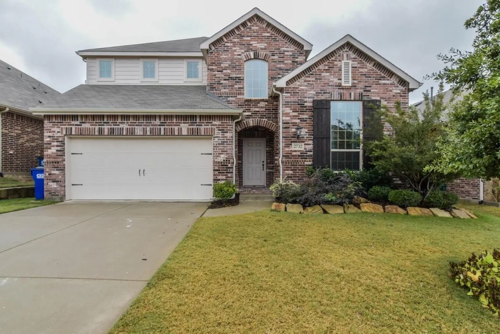 2732 Costa Mesa Drive, Little Elm