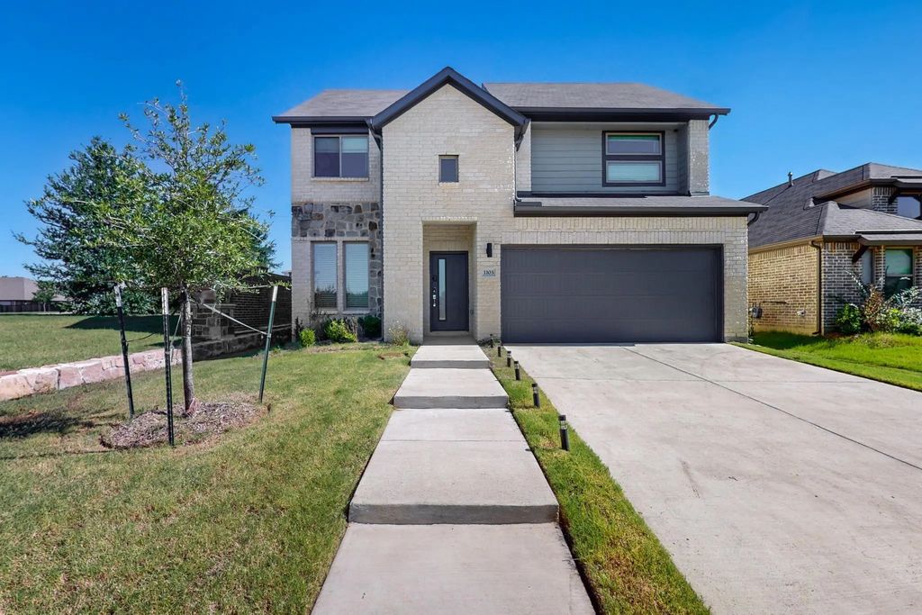 1103 Enchanted Rock Lane, Royse City
