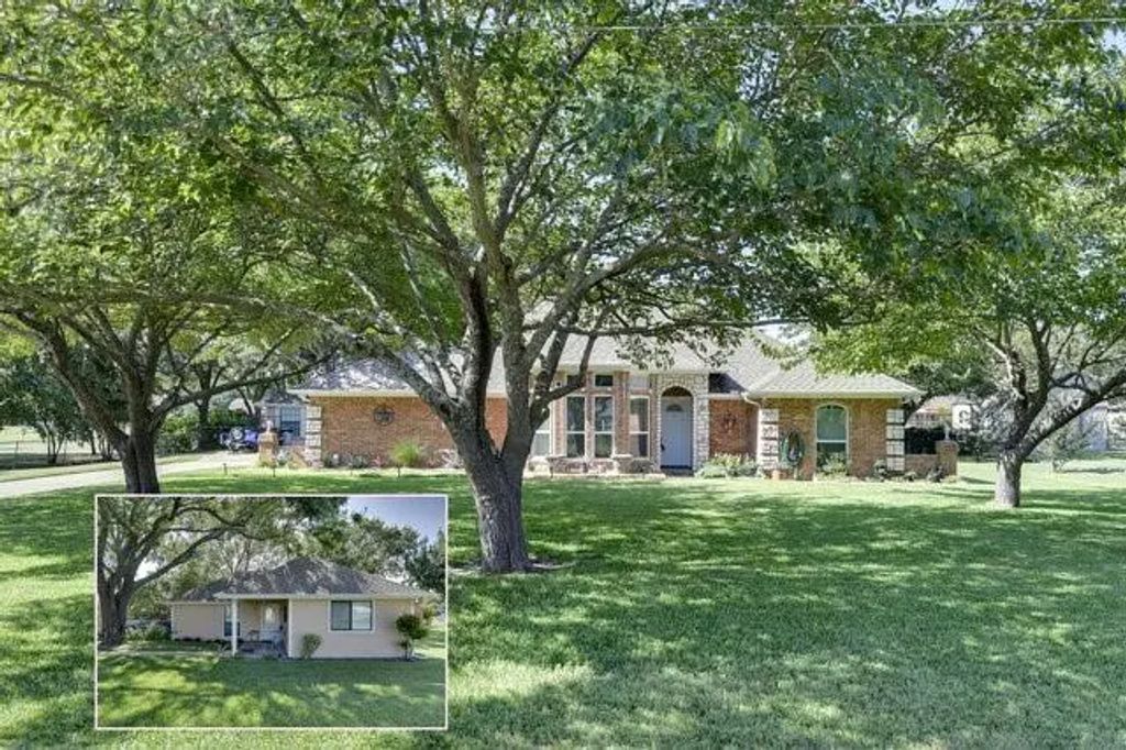 607 Shallow Creek Drive, Oak Leaf