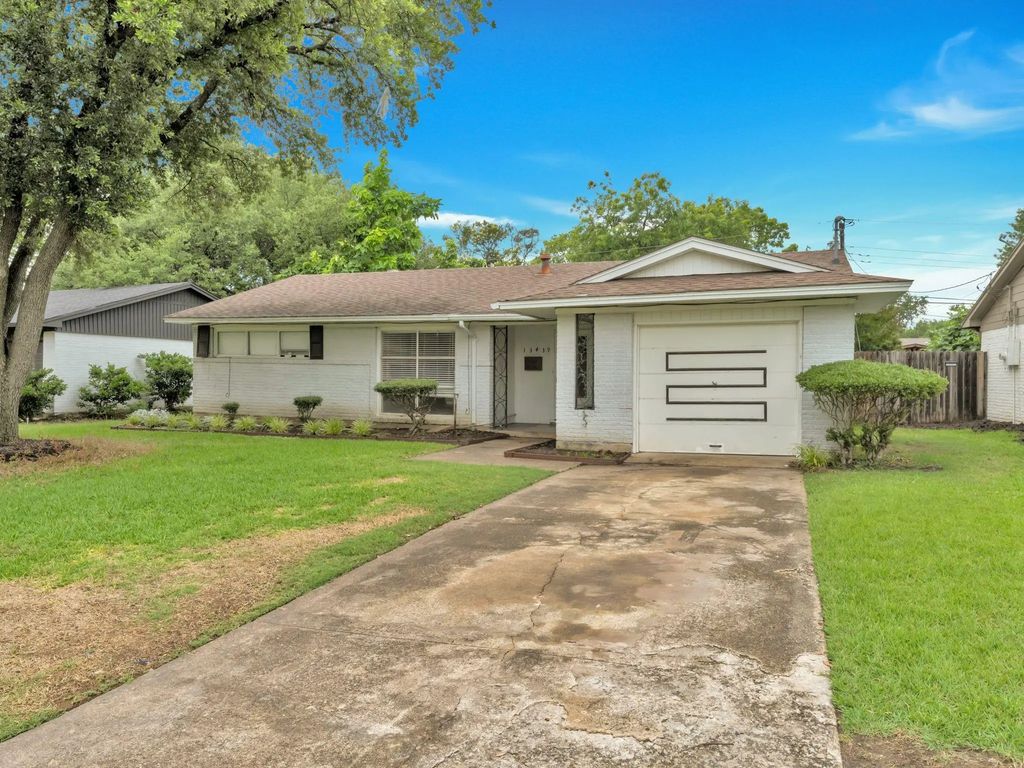 13439 Challaburton, Farmers Branch