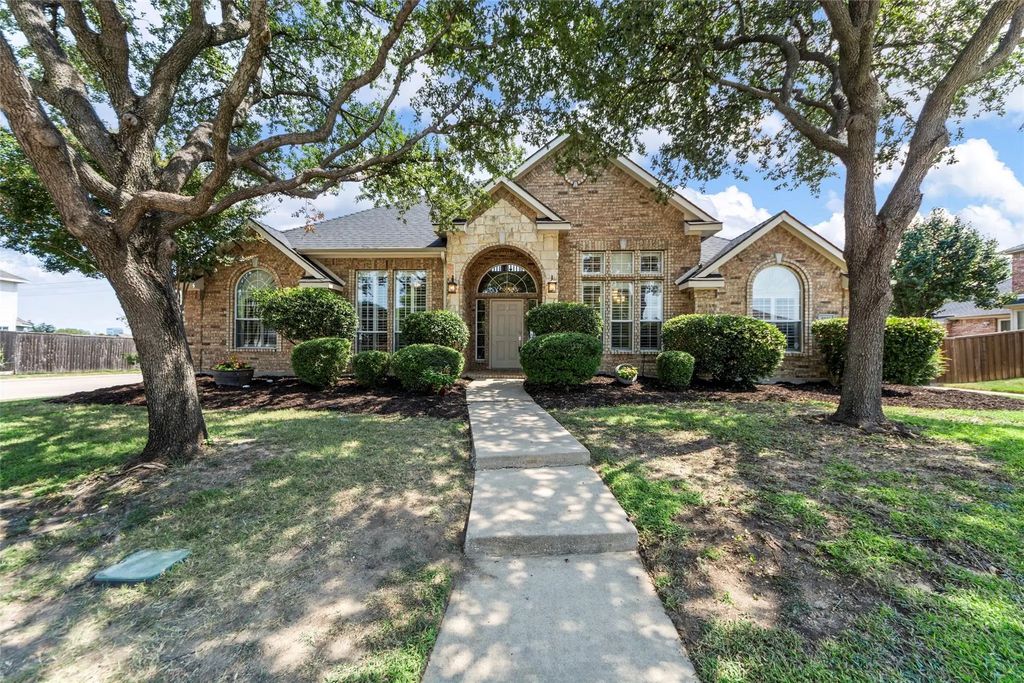 5833 Copper Canyon Drive, The Colony