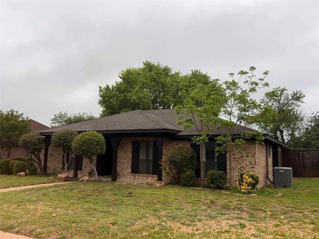 1005 Bass Drive, Plano