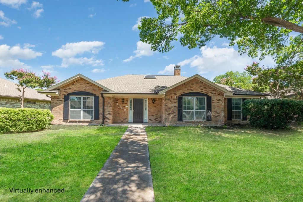 1809 Duke Drive, Richardson