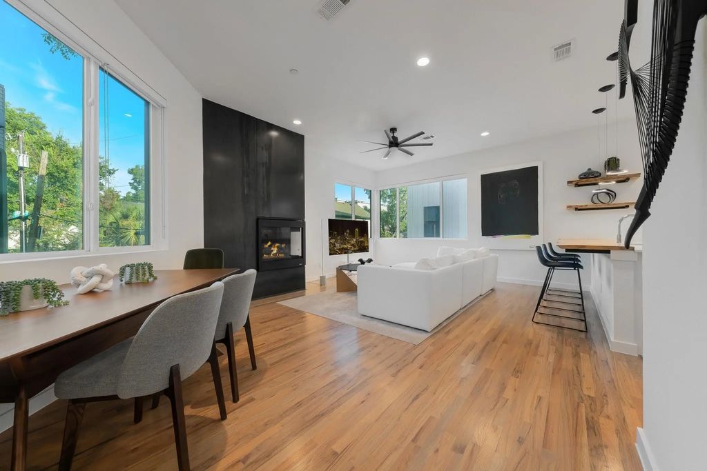 4608 Coles Manor Place 202, Dallas