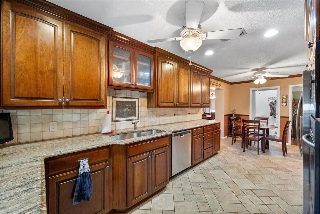 3103 Avon Drive, Arlington