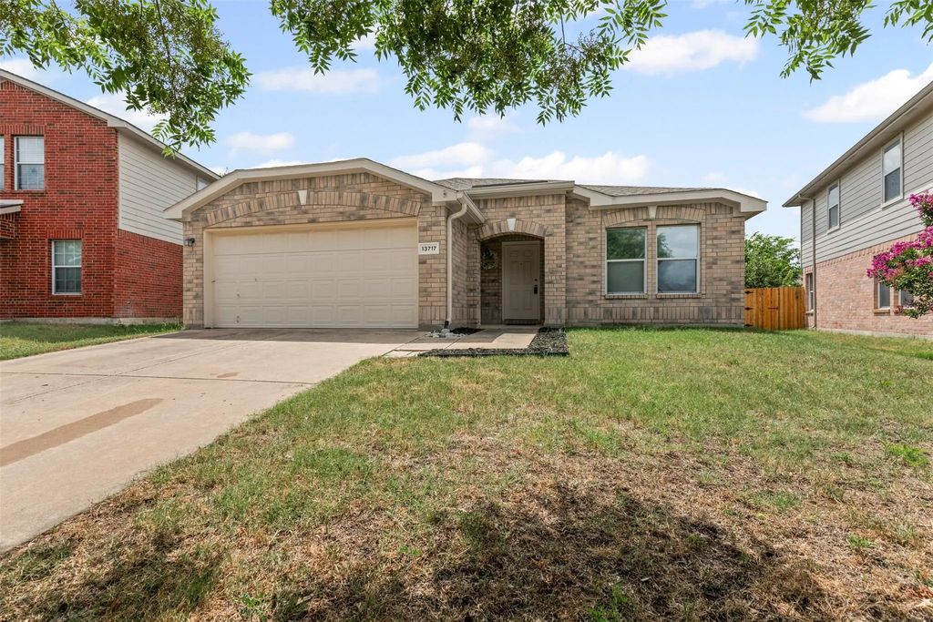13717 Canyon Ranch Road, Fort Worth