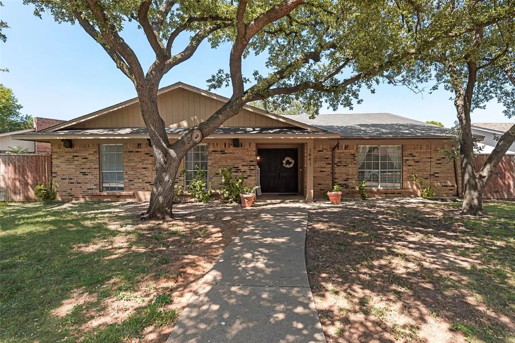 1441 Dogwood Trail, Lewisville