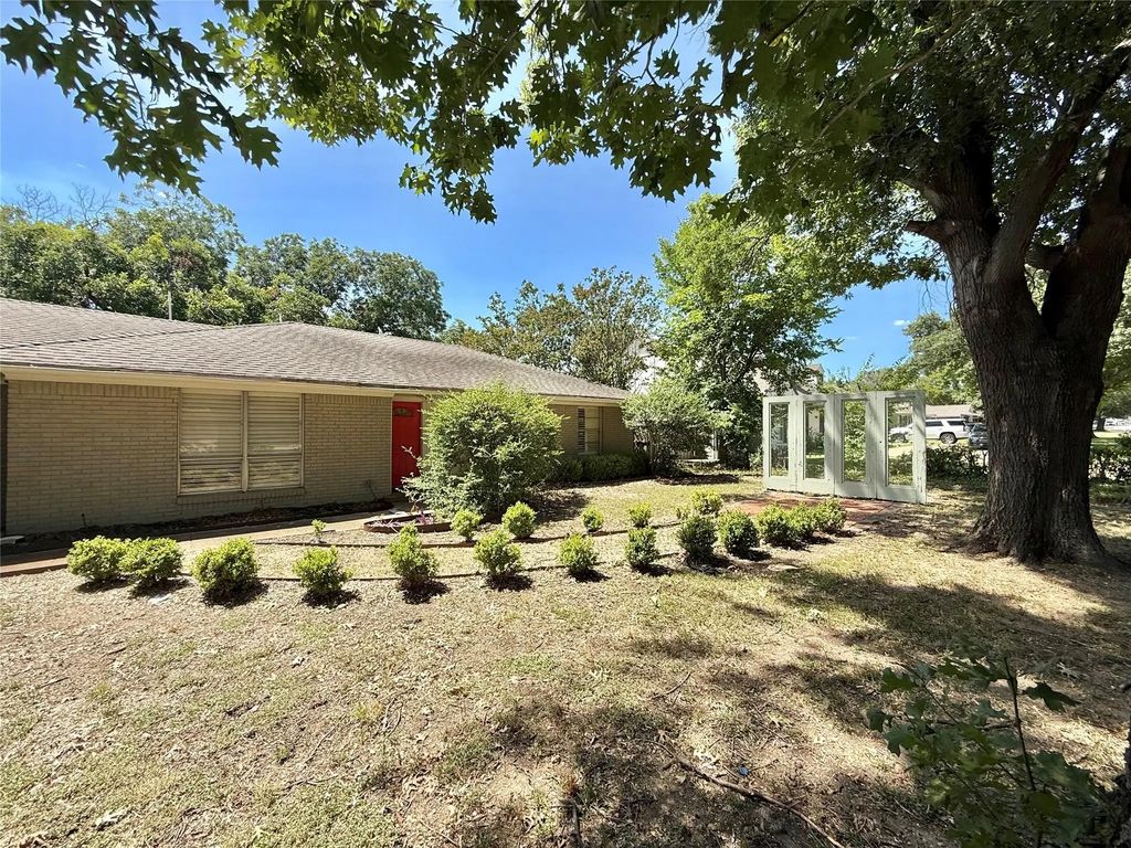 10607 Marsh Lane, Dallas