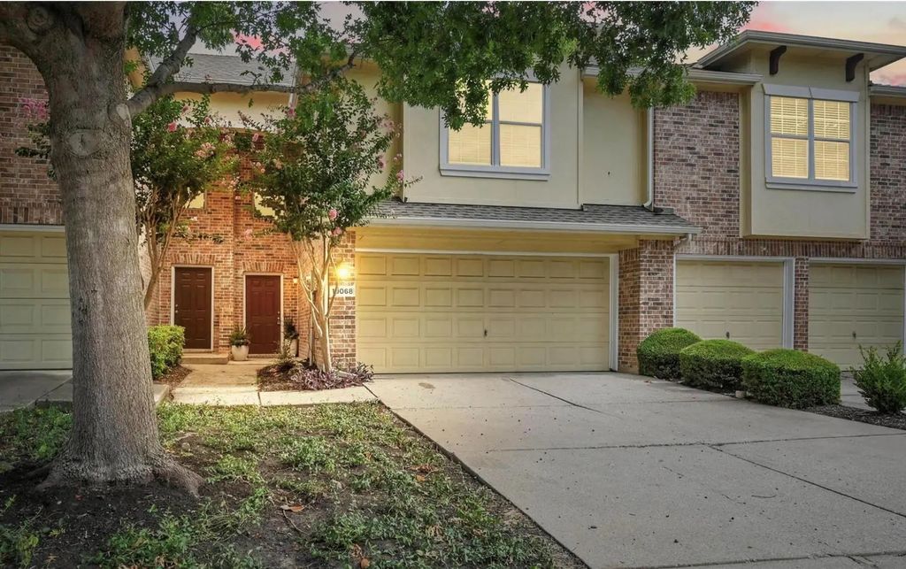 10068 Wake Bridge Drive, Frisco