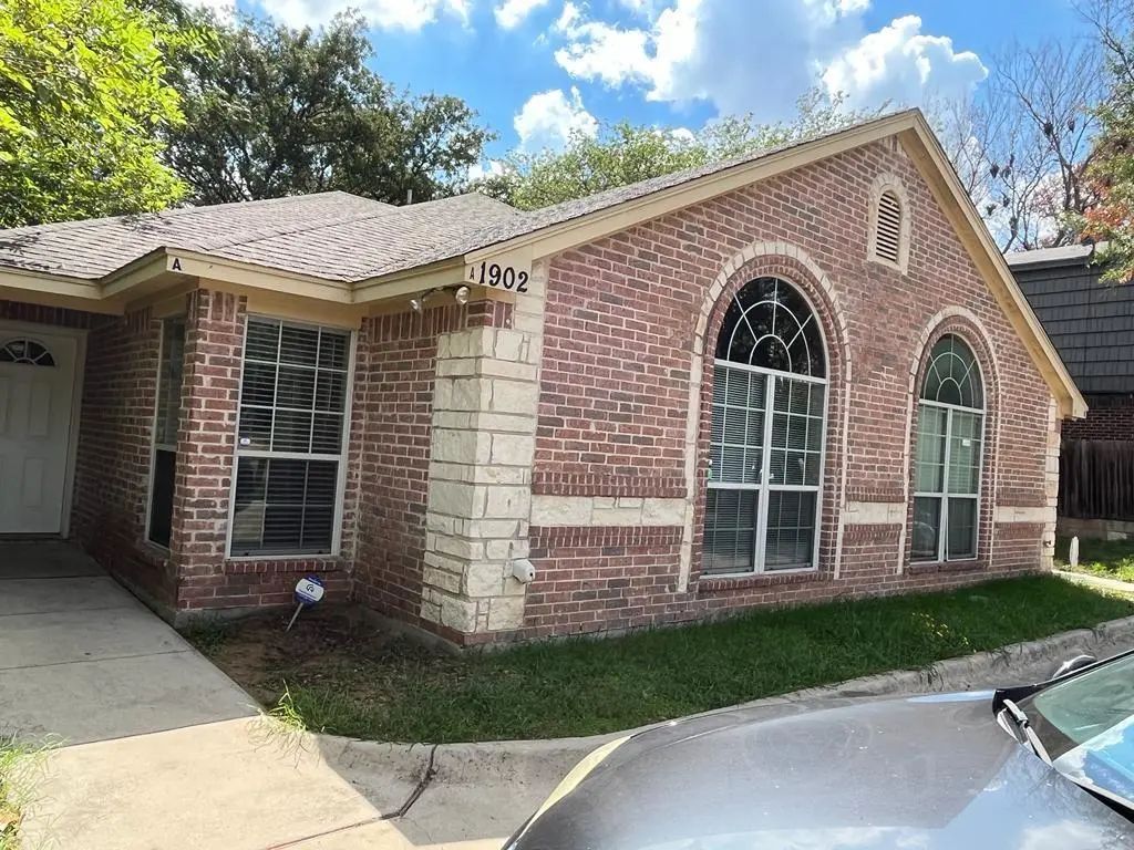 1902 W Sanford Street, Arlington