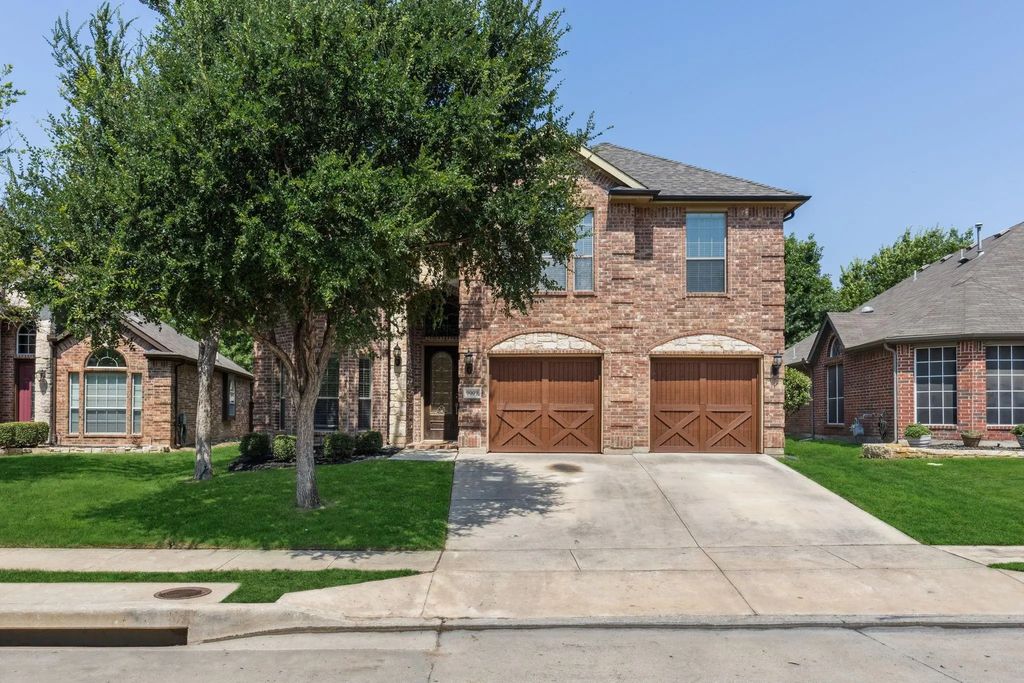 9009 Silsby Drive, Fort Worth