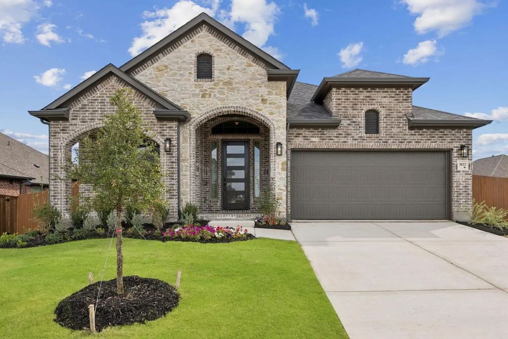 3822 Walnut Creek Drive, Crandall