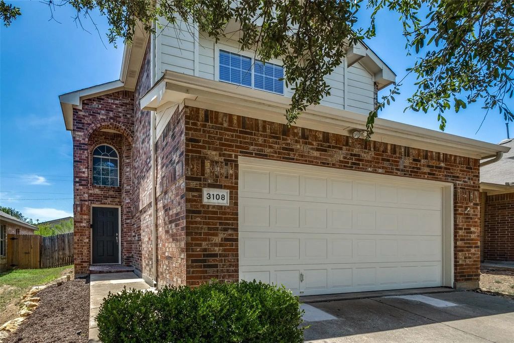 3108 Spotted Owl Drive, Fort Worth