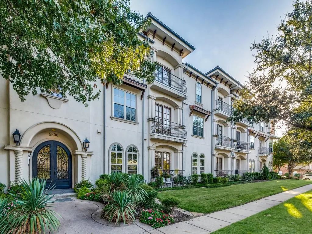 5808 Mccommas Boulevard A106, Dallas