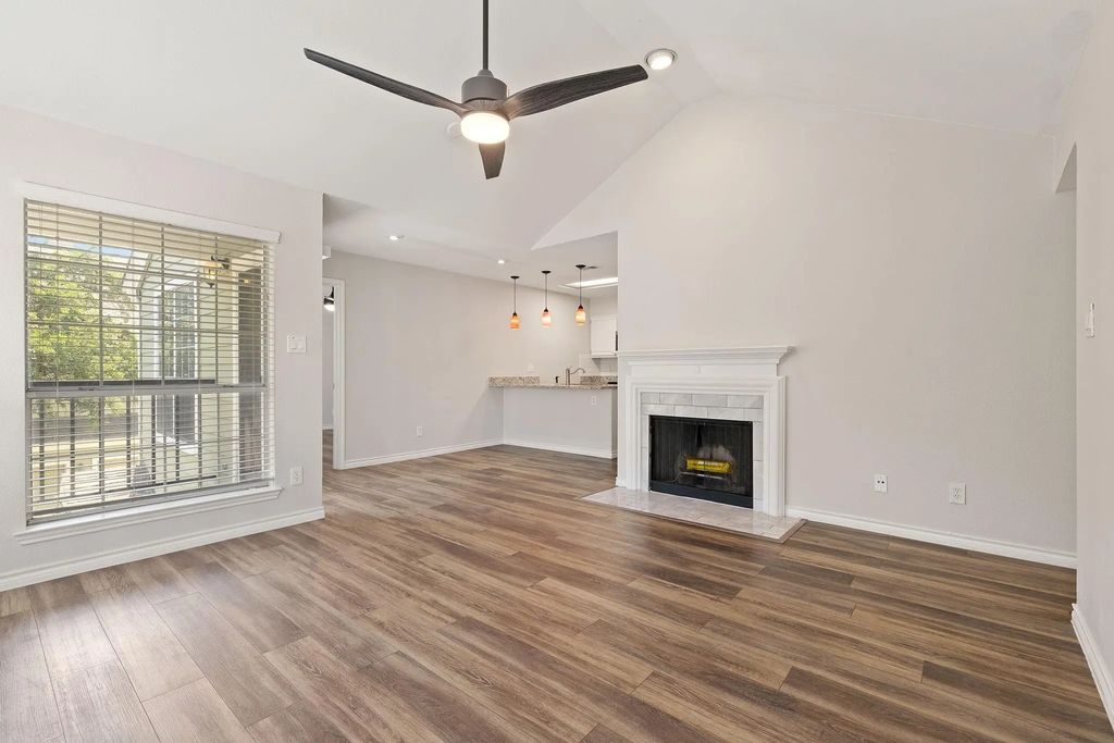 6220 Bentwood Trail 1402, Dallas