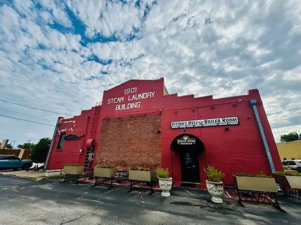 402 W Lamar Street 103, Sherman