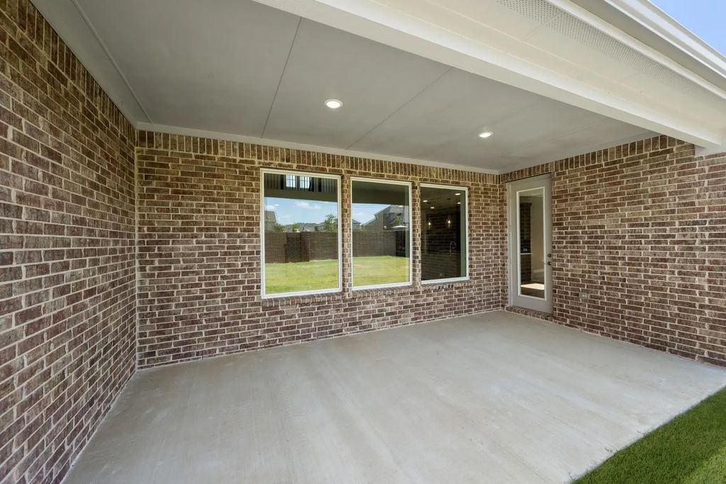 713 Bluestem, Mansfield