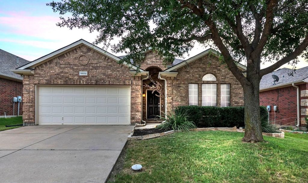 10032 Butte Meadows Drive, Fort Worth